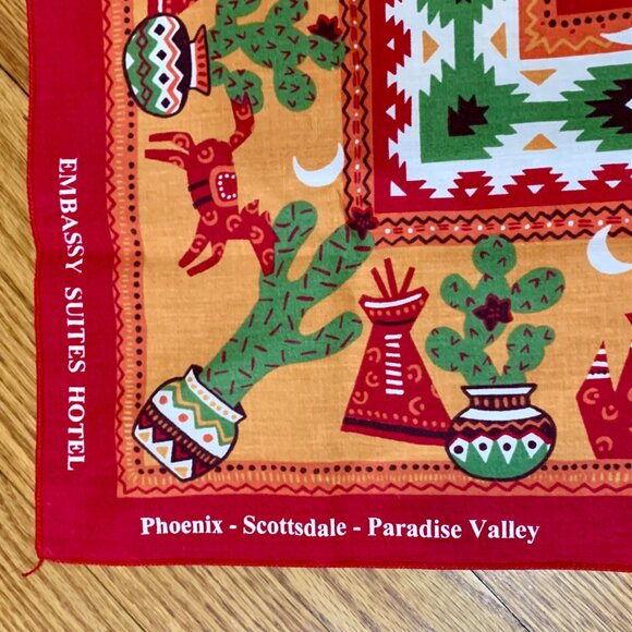 Embassy Suites Hotel Bandana Southwest Design Phoenix Scottsdale Paradise Valley - Picture 2 of 4